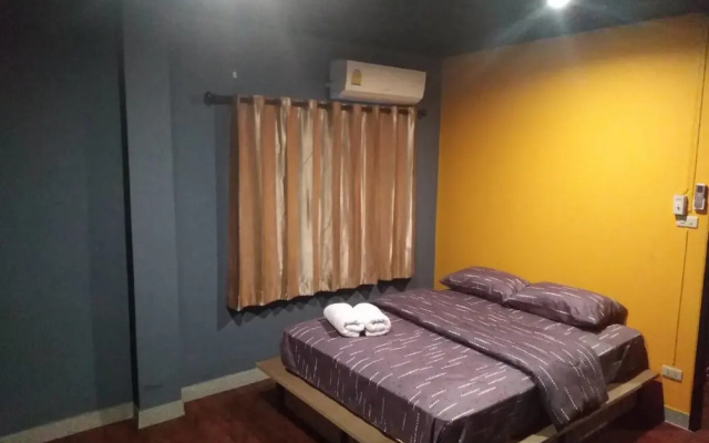 Chang Bed and Bar Hostel - Adults Only