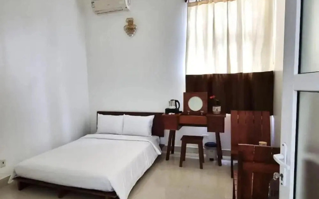 Top Hill Halong Homestay