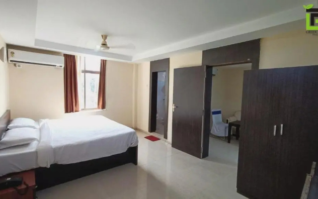 Hotel Green Field