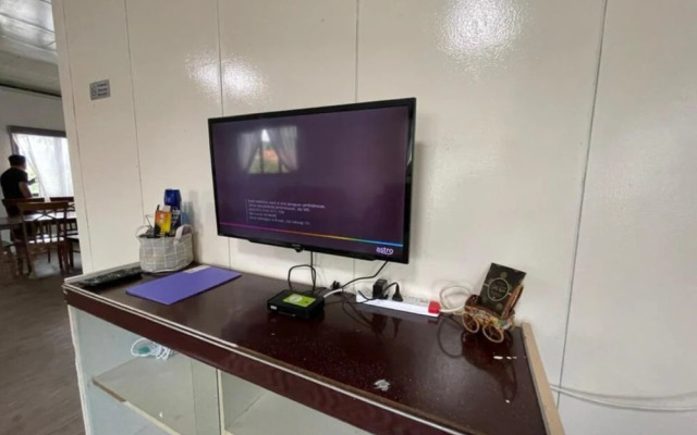 Anique Hoemstay by Oyo Rooms