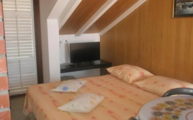 Apartments Damir - 80 m from beach