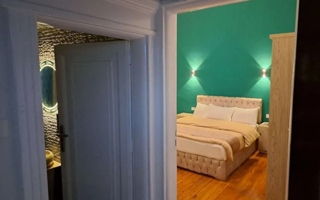 Downtown Family Suites