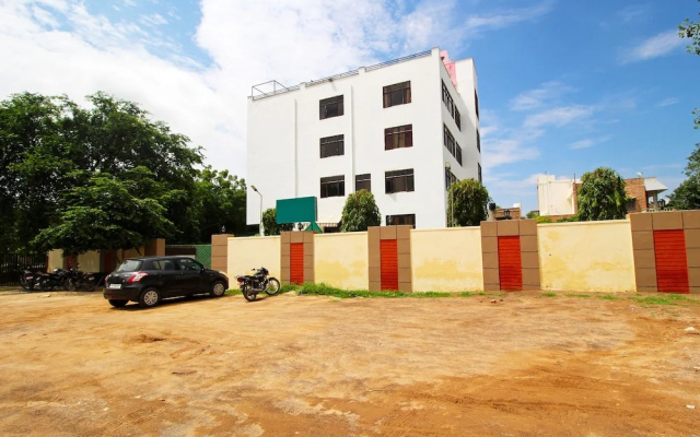 OYO 9189 Hotel Garden Villa