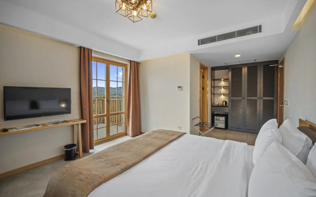Zeyt-Inn Hotel