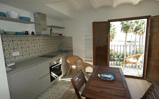 AR28-2, Bonito apartamento en primera línea