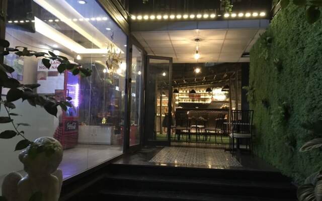 ZO Brother Halong Hostel вид на фасад