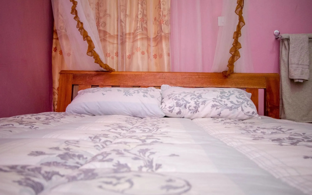 Winstonia Hotel