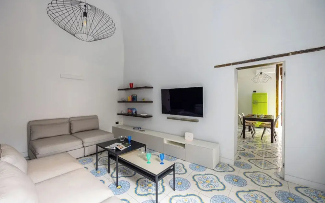 Leticia's Apartment by Wonderful Italy