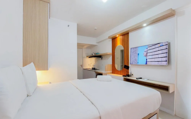 Modern Look Studio At Urbantown Serpong Apartment