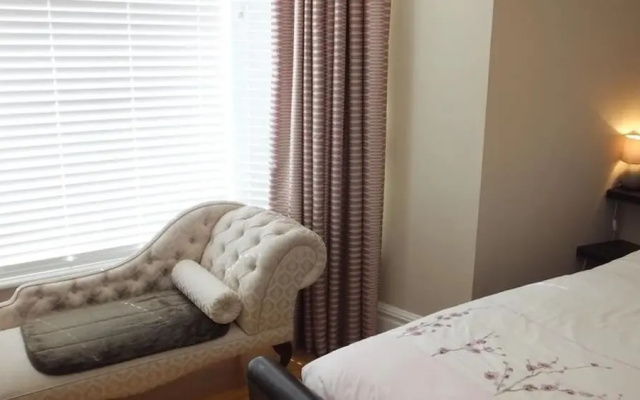 Paragon House 2