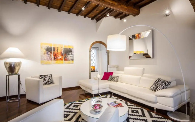 Scala Elegant Apartment