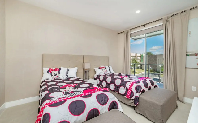 Modern Magic Village Resort Townhouse 7662