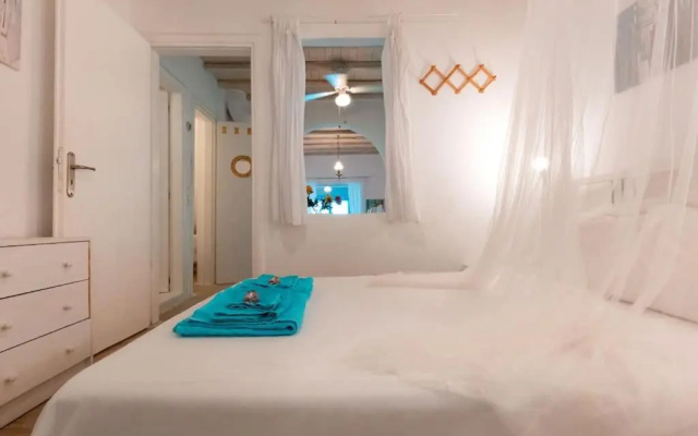 Huge villa Mykonos. Ideal for 8-12 guests