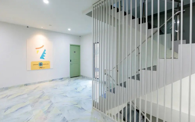 Sans Hotel 88 Andalan Surabaya by RedDoorz