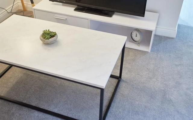 Leap Apartment