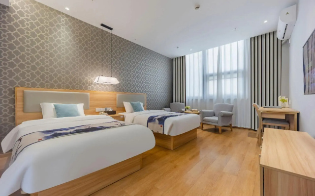 Super 8 Hotel (Ning Wai Beach)