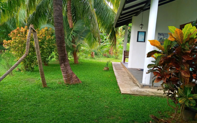 Hideaway Homestay Habarana