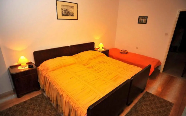 Apartments Piv