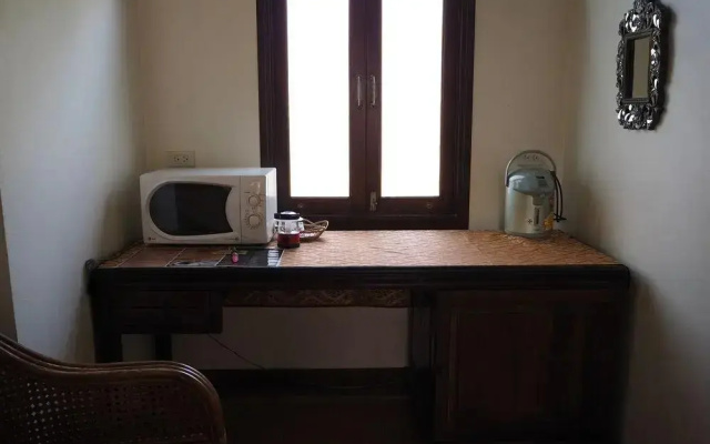 Hotel Triputi Behror