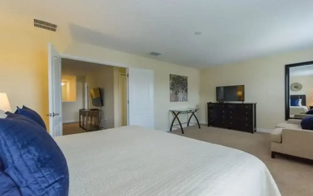 9 Bedroom 5 Bathroom in Champions Gate