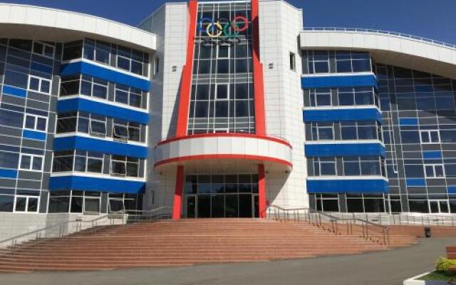 Гостиница Sport School в Саранске отзывы, цены и фото номеров - забронировать гостиницу Sport School онлайн Саранск вид на фасад