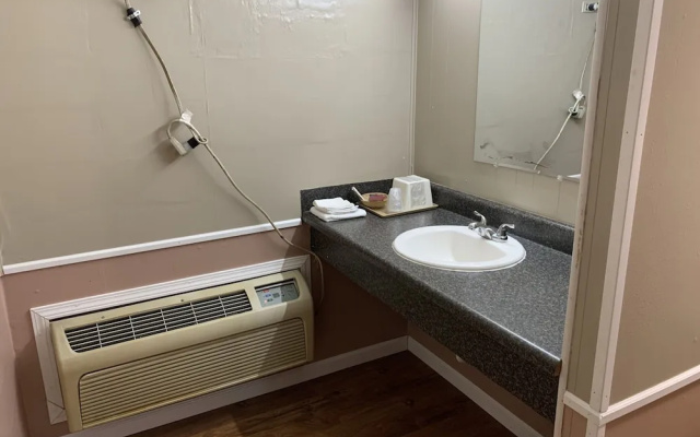 Aristocrat Motor Inn