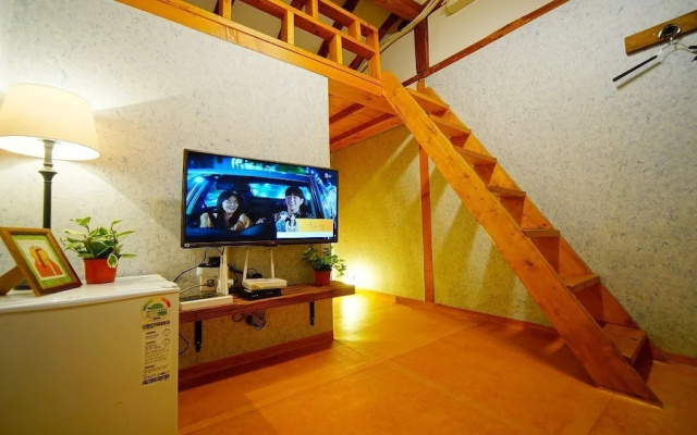 Jeonju Hanok Midam