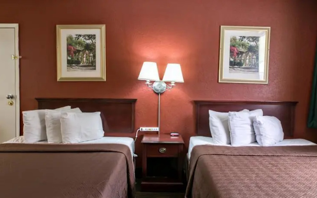 Travelodge Fort Lauderdale Beach