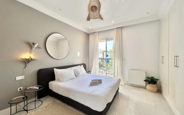 Saint Germain Apartment in La Marsa Cailloux