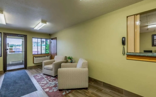 Americas Best Value Inn Rhinelander