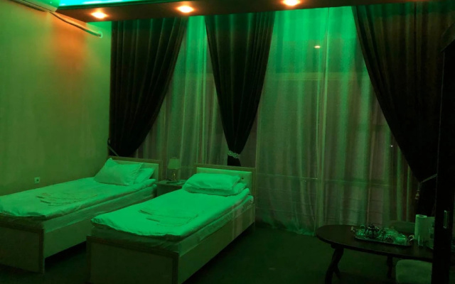 Safarali Hotel