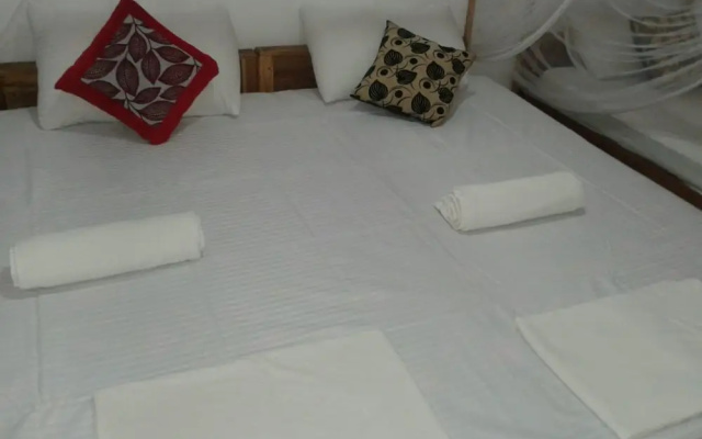 Star Rest Hotel