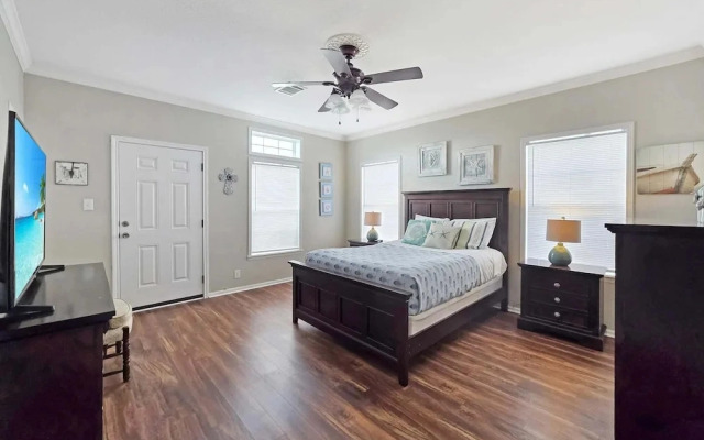 Surf's Up 3 Bedroom Home