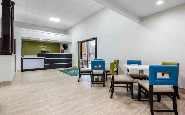 Motel 6 Pittsburgh Airport