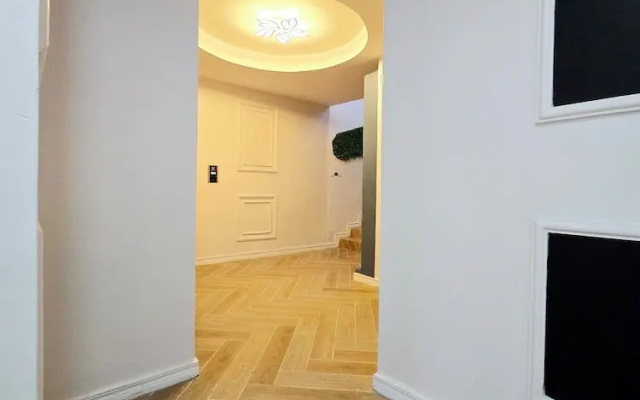 Suna'A Home Logpom