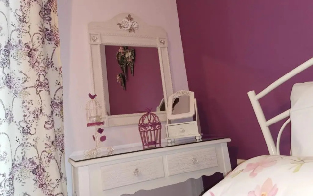 Iris Deluxe Suites 1