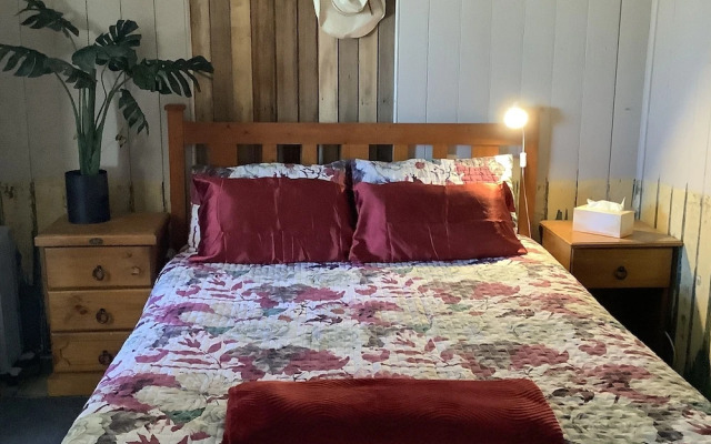 Corella Creek Country Farm Stay