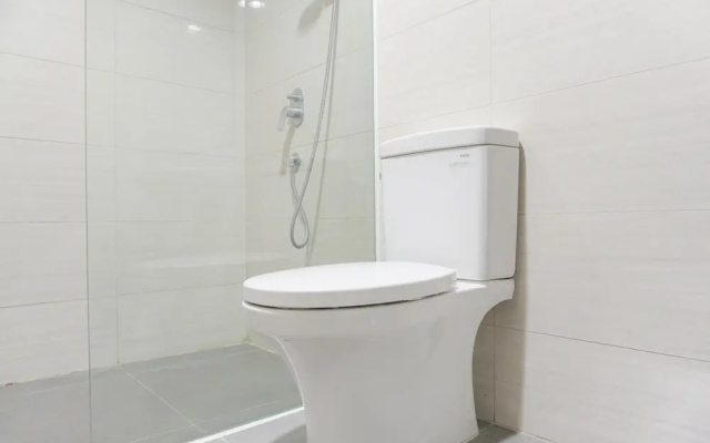 Well Design And Homey 1Br Ciputra International Apartment