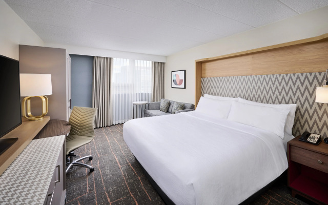 Holiday Inn Burlington Conference Centre by IHG