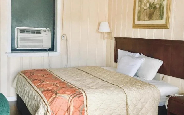 Brookwood Motel