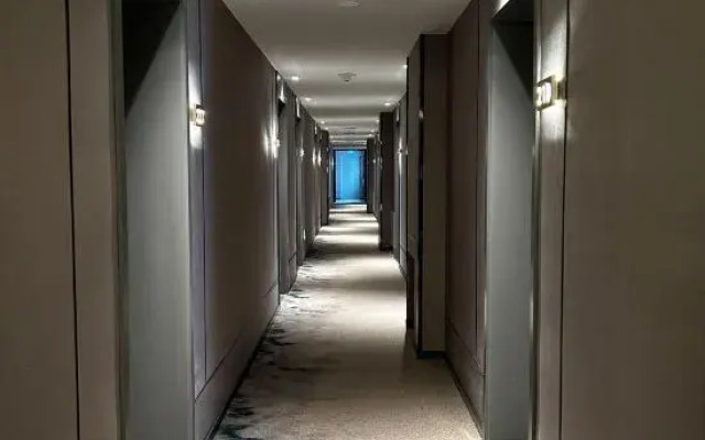 Homeinn Selected Hotel (Shenyang Taoxian Airport Branch )