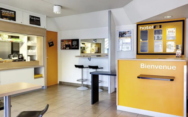 hotelF1 Aulnay Garonor A1