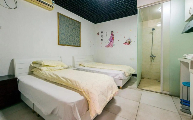 Fuyuan Apartment