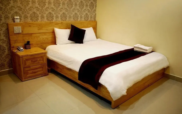 Sunrise Hotel - Hostel