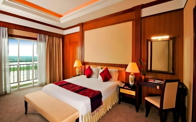 Don Chan Palace, Hotel & Convention