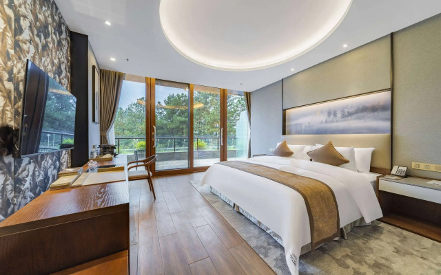 Howard Johnson By Wyndham Lake Serenity Hotel Neijiang