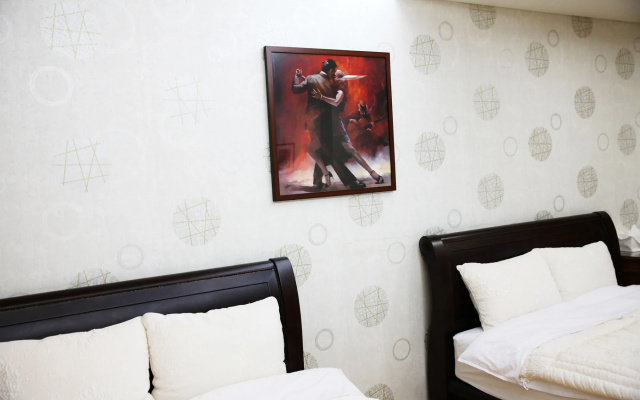 Numberone Guest Hotel