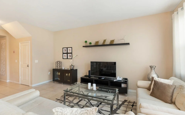 Compass Bay 3167