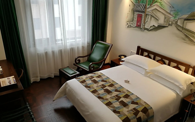 Nostalgia Hotel Near Beijing Panjiayuan Antique Market
