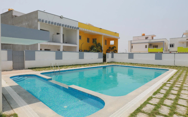 OYO 38695 Peninsula Holiday Resorts